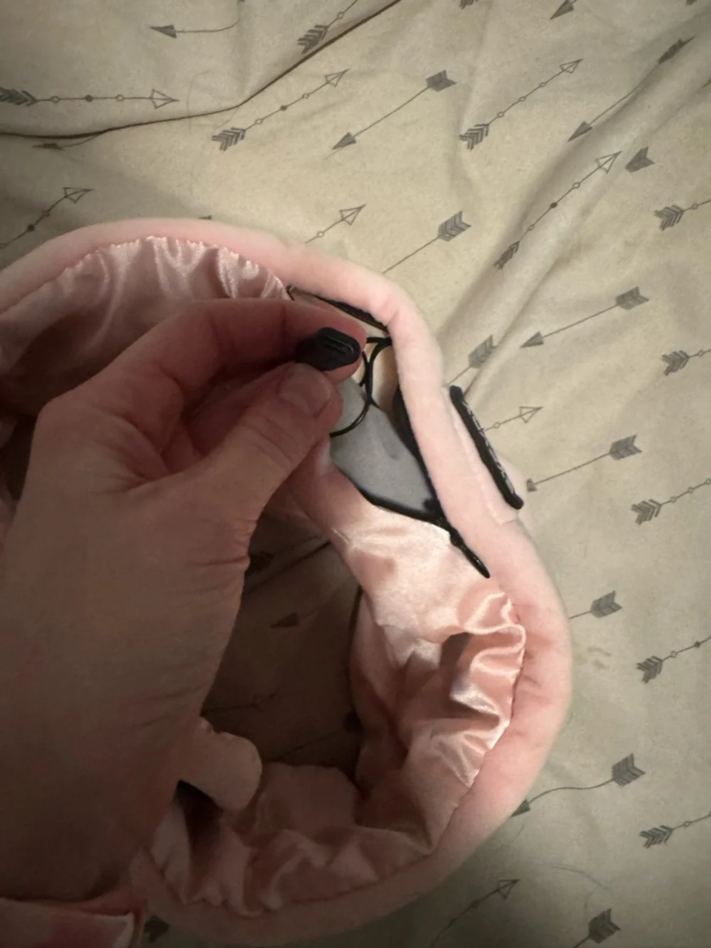 Shiatsu Pink Heated Eye Mask with Satin Pouch
